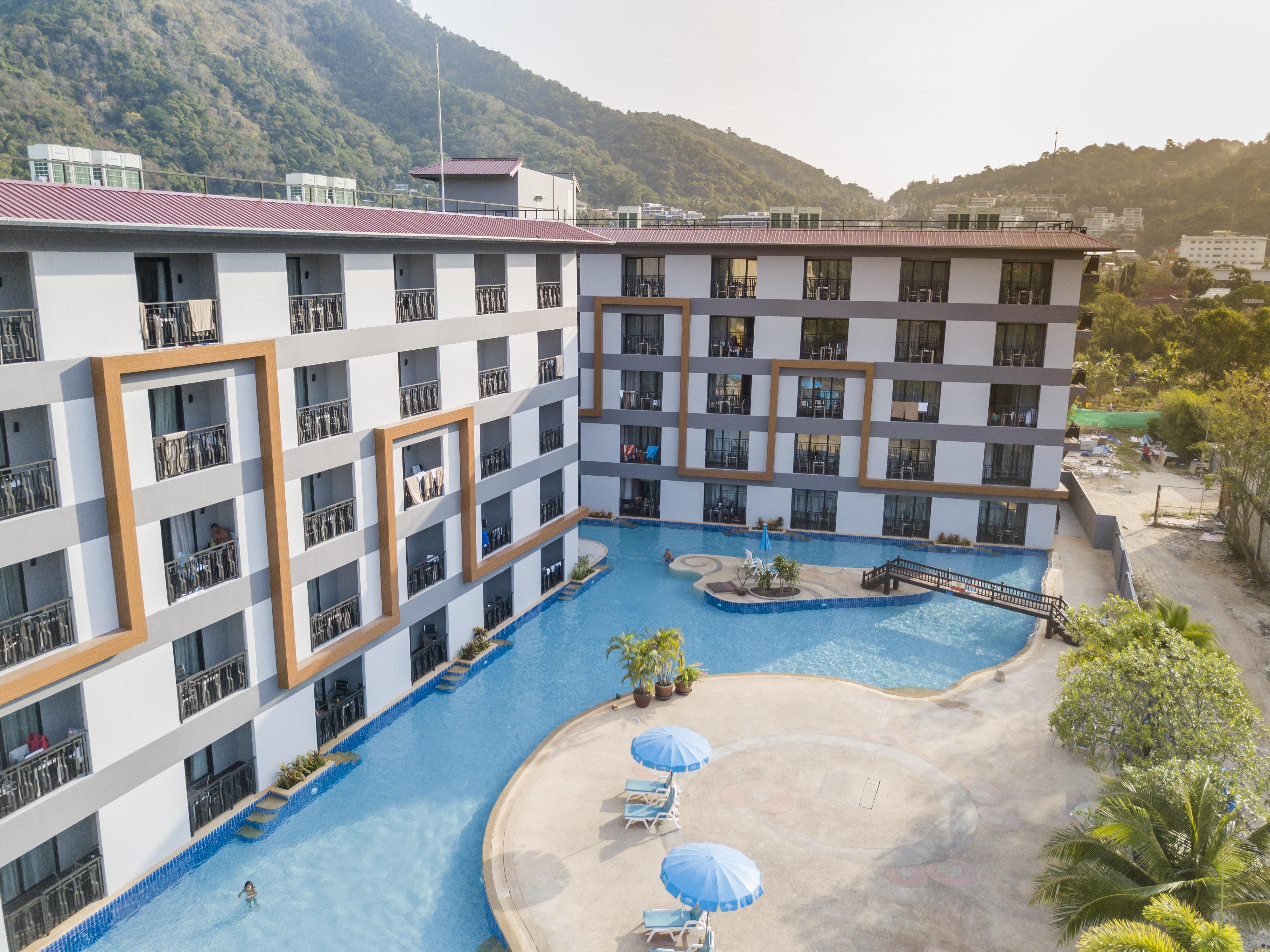 Hotel Woovo Phuket Kata Extérieur photo