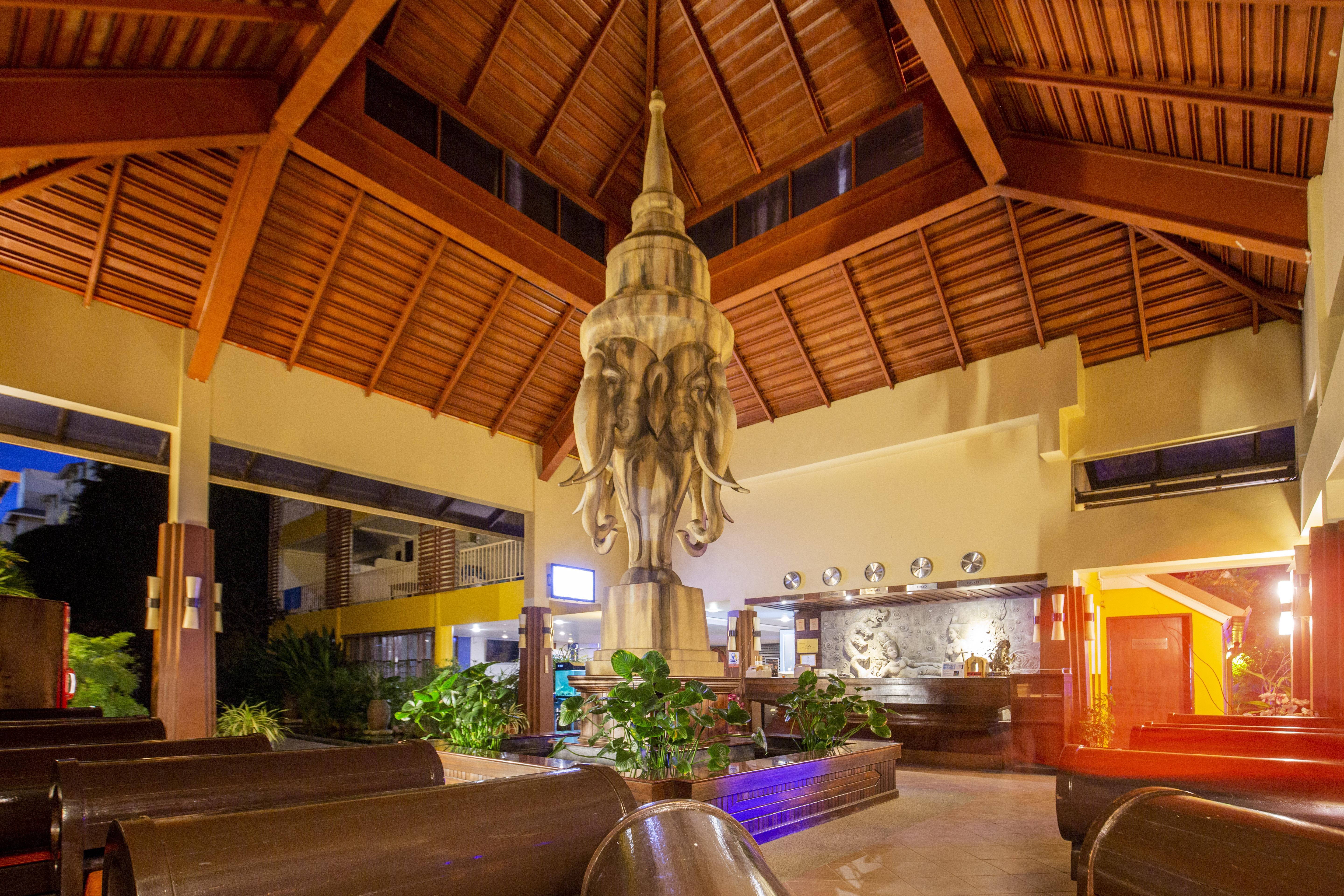 Hotel Woovo Phuket Kata Extérieur photo