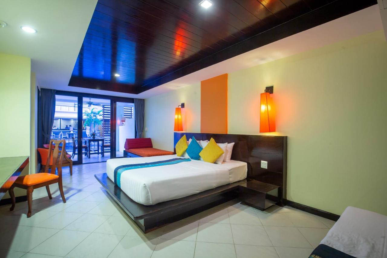 Hotel Woovo Phuket Kata Extérieur photo