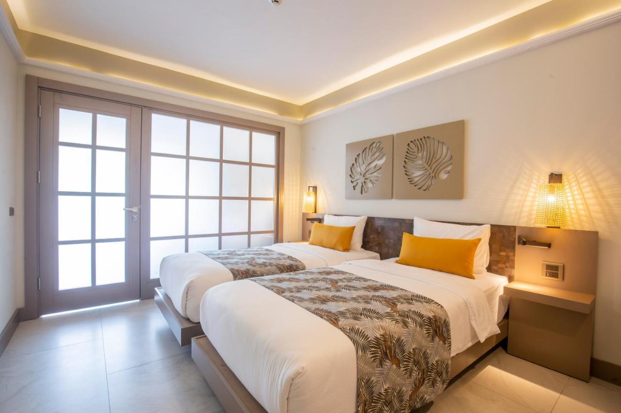 Hotel Woovo Phuket Kata Extérieur photo